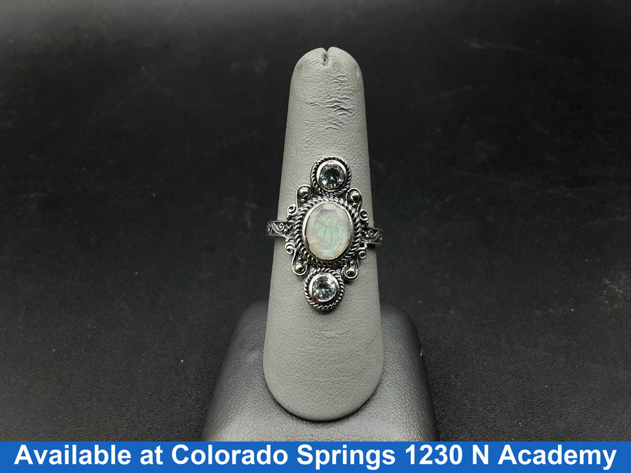 Women's Ring - Silver 4.9 grams Size 8
