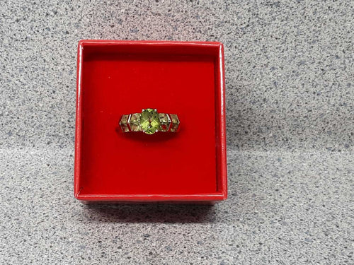 Women's Ring - Yellow Gold 10k (.417) 2.5 grams Size 6