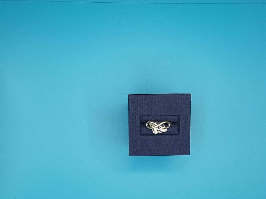Women's Ring - Silver 1.5 grams Size 20