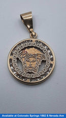 Religious Pendant - Yellow Gold 10k (.417) 1.6 grams