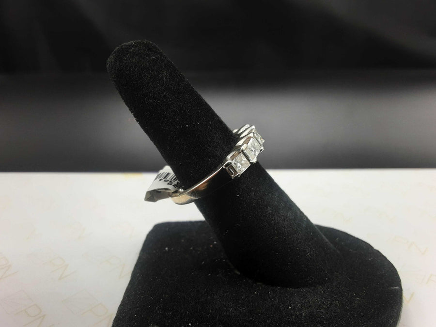 Ring - Wedding Band - White Gold 14k (.585) 3.8 grams Size 3.5