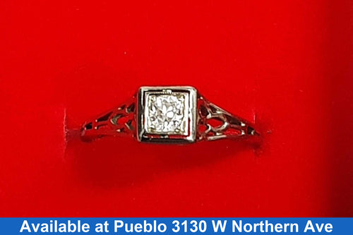 Women's Ring - Solitaire - White Gold 18k (.750) 2.1 grams Size 6