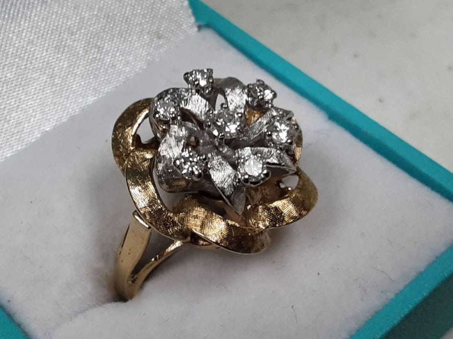 Women's Ring - Yellow Gold 14k (.585) 7.9 grams Size 6