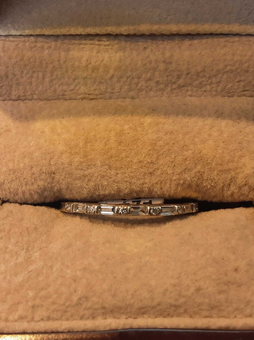 Ring - Wedding Band - White Gold 14k (.585) 2.1 grams Size 8