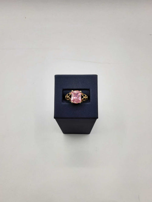 Women's Ring - Yellow Gold 10k (.417) 4.1 grams Size 20