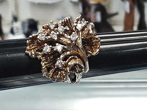 Women's Ring - Yellow Gold 14k (.585) 12 grams Size 6