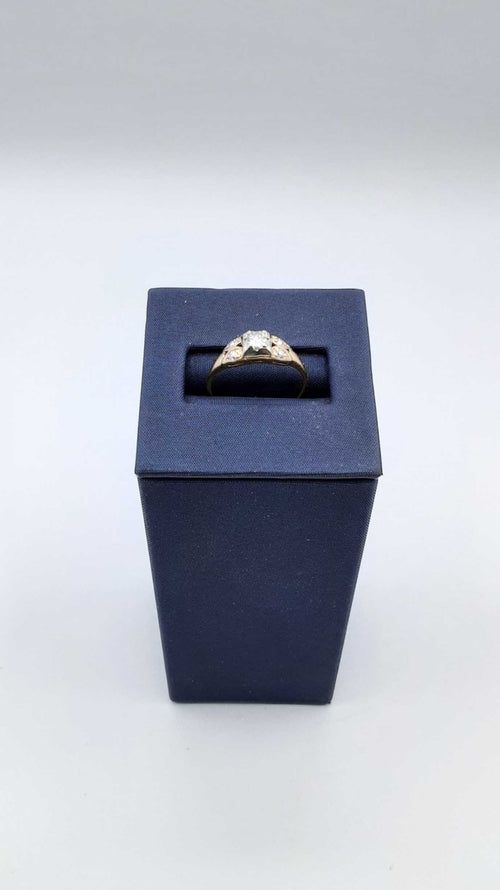Women's Ring - Yellow Gold 14k (.585) 1.5 grams Size 6