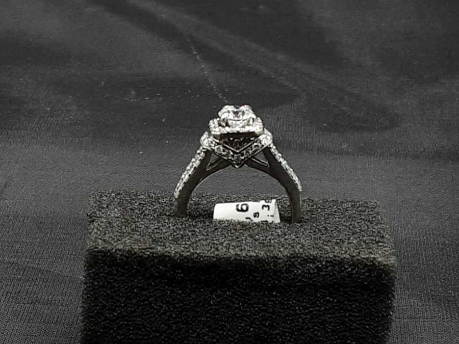 Women's Ring - White Gold 14k (.585) 4.3 grams Size 6.5