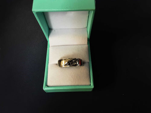 Ring - Wedding Band - White Gold 10k (.417) 5.6 grams Size 10.5