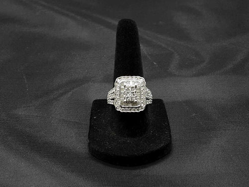 Women's Ring - White Gold 14k (.585) 9.1 grams Size 7