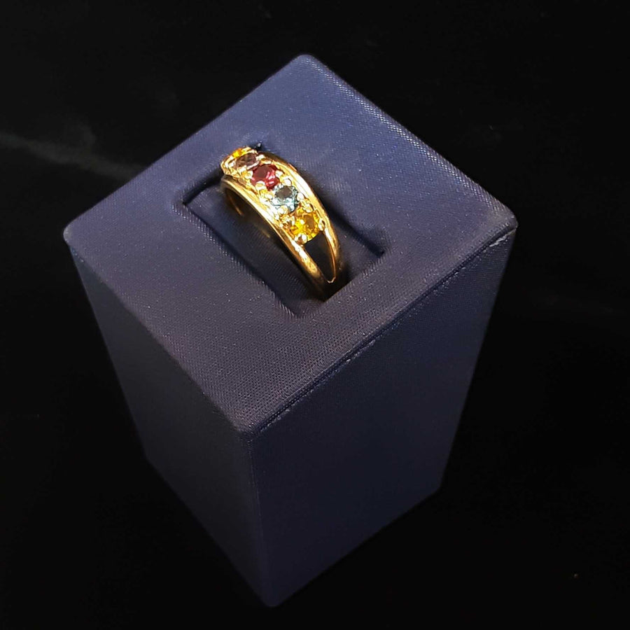 Women's Ring - Yellow Gold 10k (.417) 3.6 grams Size 9