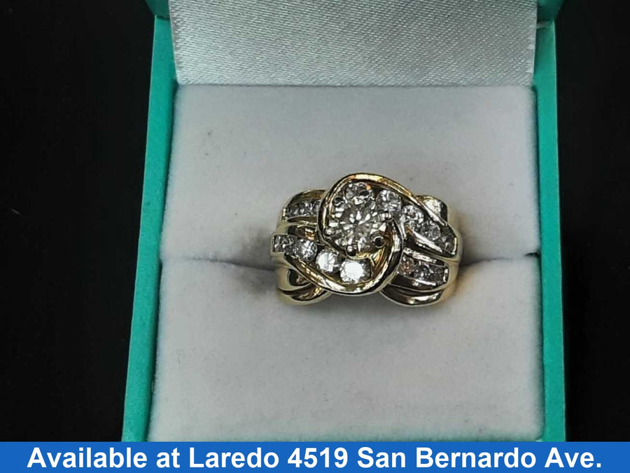 Women's Ring - Yellow Gold 10k (.417) 10.1 grams Size 7.5