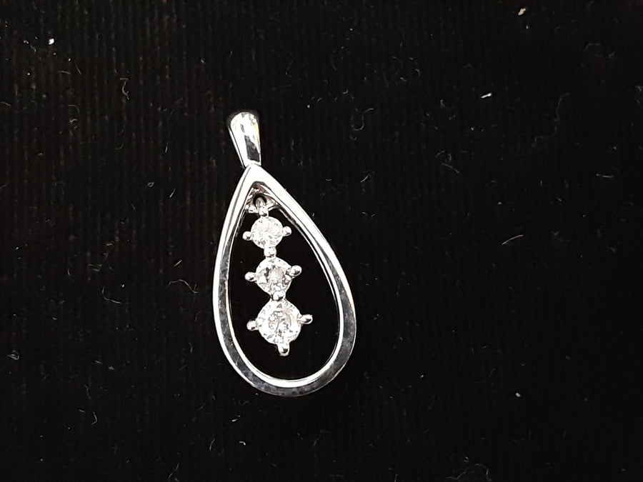 Diamond Pendant - White Gold 10k (.417) 1.5 grams