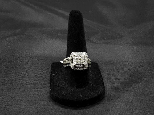 Ring - Engagement Set - White Gold 10k (.417) 4.7 grams Size 7