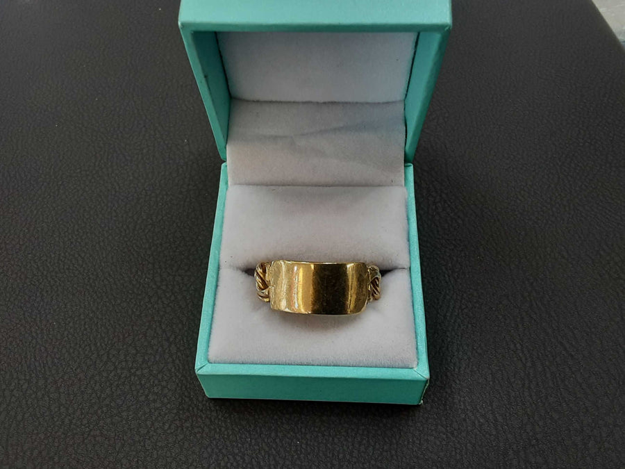 Men's Ring - Yellow Gold 10k (.417) 8.2 grams Size 9