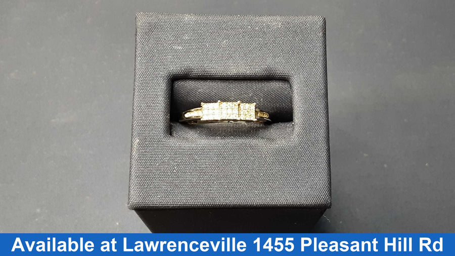 Women's Ring - White Gold 10k (.417) 2.5 grams Size 7