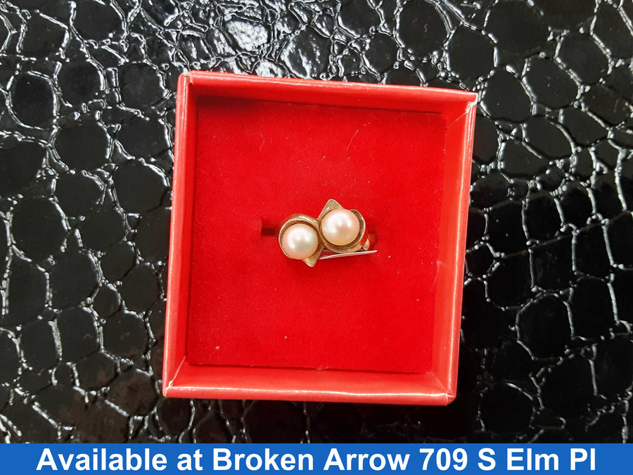 Women's Ring - Yellow Gold 10k (.417) 3.4 grams Size 20