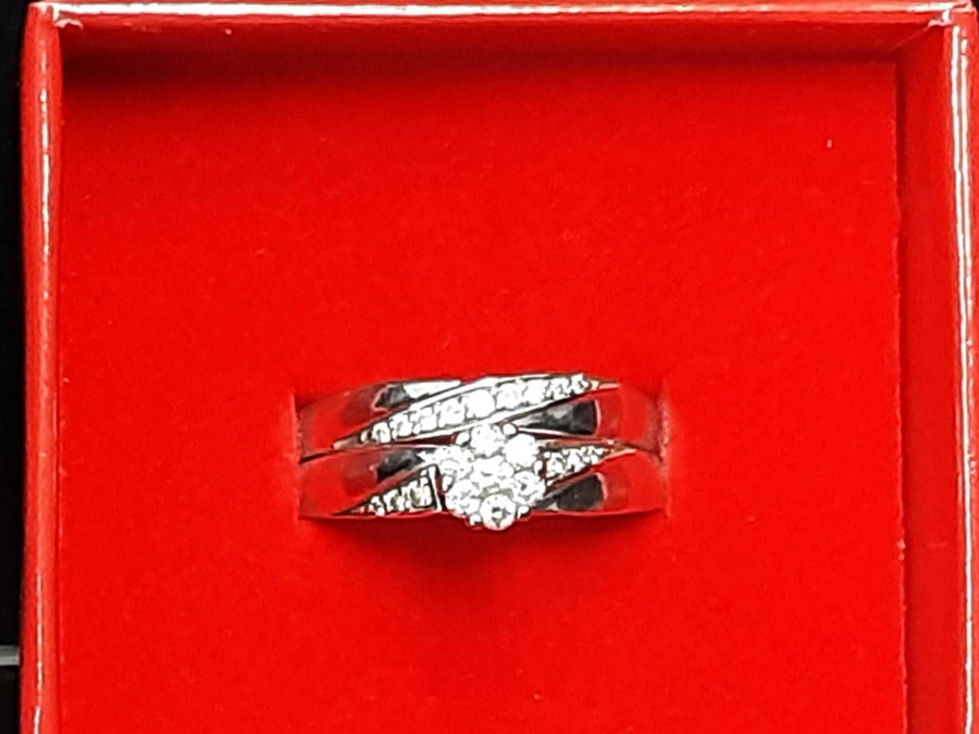 Women's Ring - White Gold 14k (.585) 5.4 grams Size 5