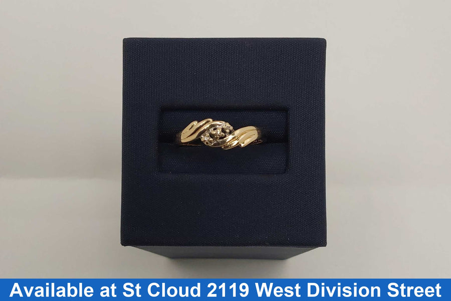 Women's Ring - Yellow Gold 10k (.417) 1.7 grams Size 7.5