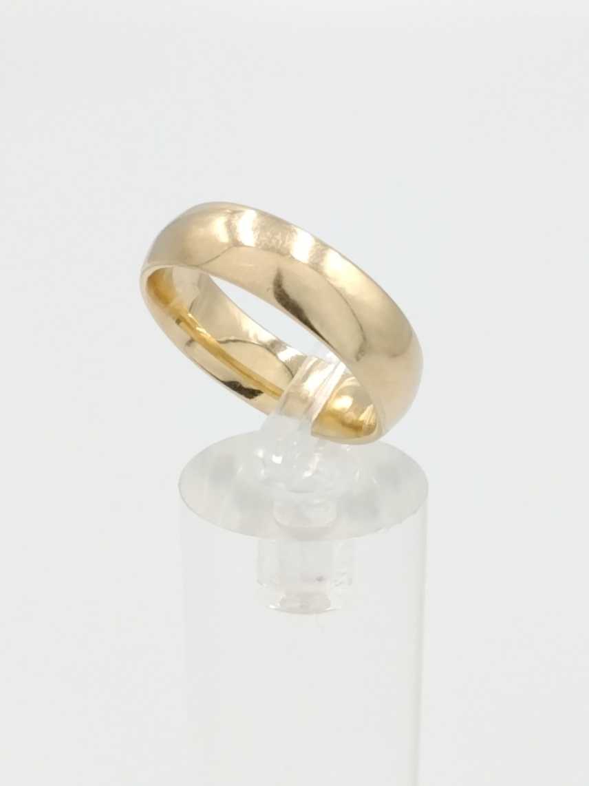 Ring - Wedding Band - Yellow Gold 10k (.417) 6.8 grams Size 9.5