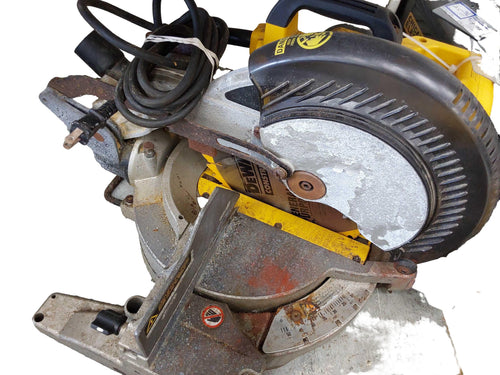 Dewalt Dw703 Silver Corded Miter Saw