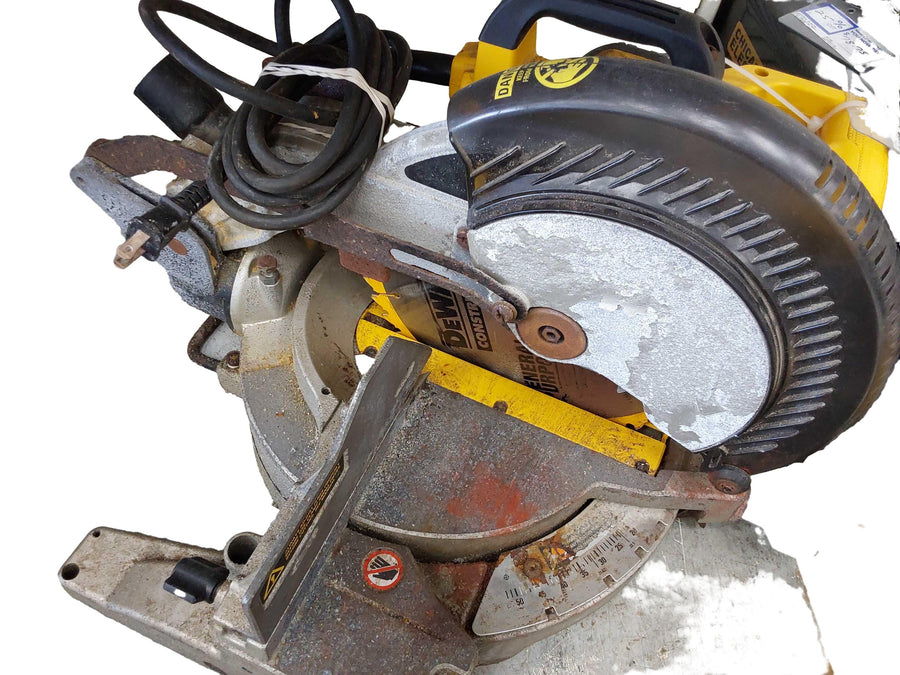 Dewalt Dw703 Silver Corded Miter Saw