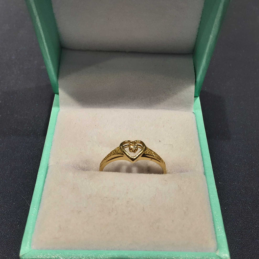 Women's Ring - Yellow Gold 10k (.417) 1.3 grams Size 20