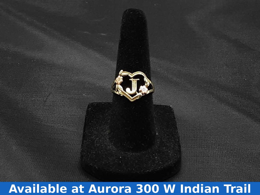 Women's Ring - Tricolor Gold 14k (.585) 1.9 grams Size 6