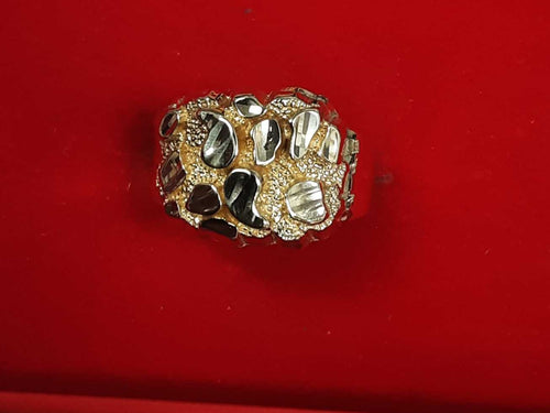 Men's Ring - Yellow Gold 10k (.417) 3.9 grams Size 9.5