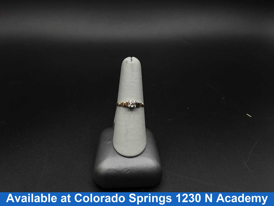 Women's Ring - Yellow Gold 14k (.585) 1.4 grams Size 7.5