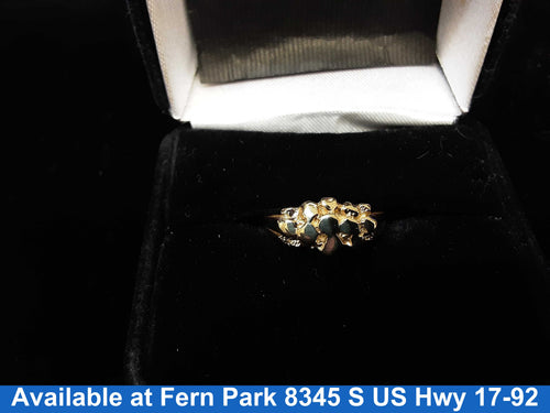 Women's Ring - Yellow Gold 14k (.585) 2.3 grams Size 5.5