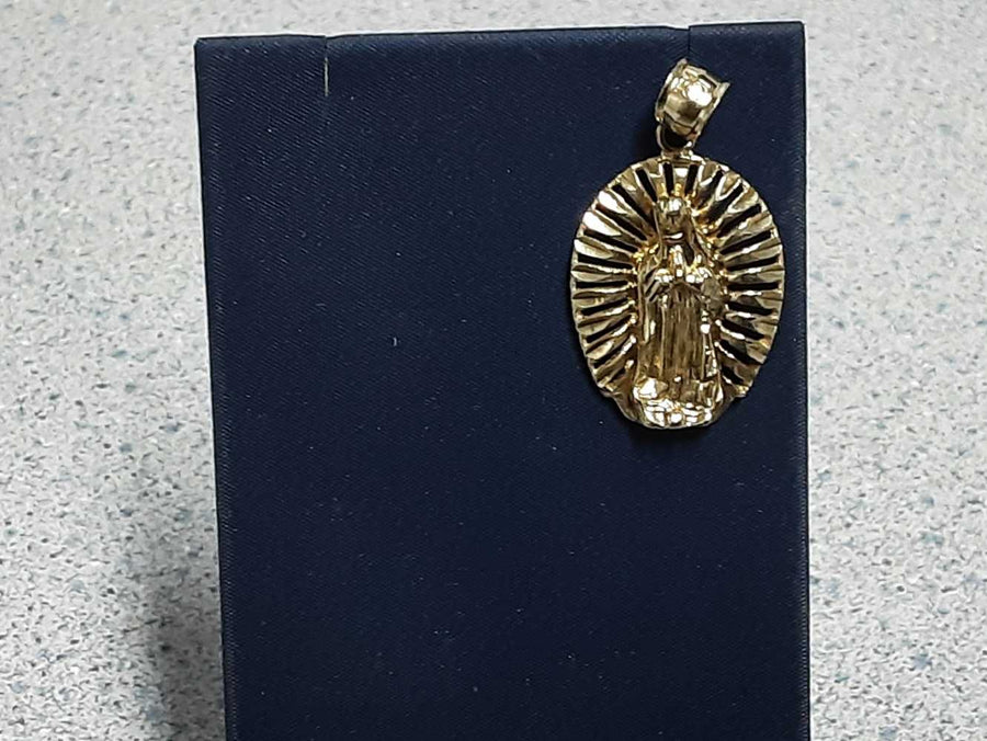 Religious Pendant - Yellow Gold 10k (.417) 3.8 grams