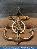 Religious Pendant - Yellow Gold 10k (.417) 2.9 grams