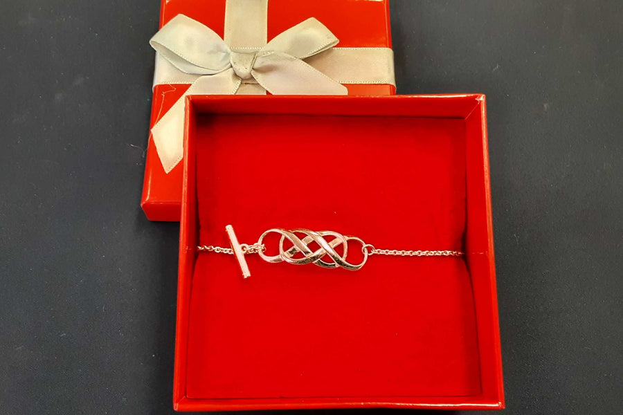 Bracelet - Silver 4.4 grams 7 inch