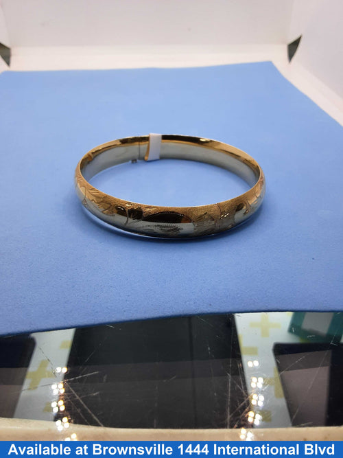 Bangle Bracelet - Yellow Gold 10k (.417) 12.1 grams 7 inch