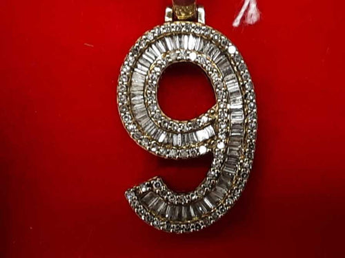 Symbol Pendant - Yellow Gold 10k (.417) 4.4 grams