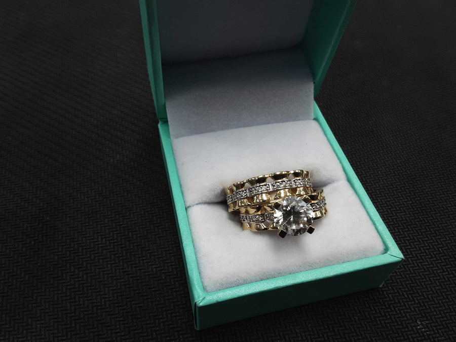 Ring - Engagement Set - Yellow Gold 14k (.585) 6.4 grams Size 7
