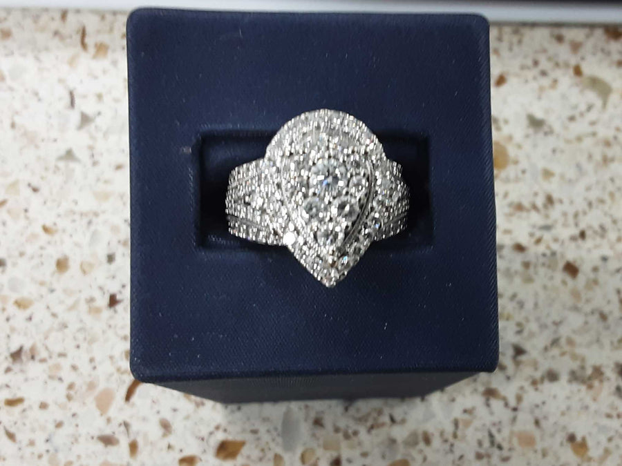 Ring - Wedding Set - White Gold 10k (.417) 6.1 grams Size 6.5