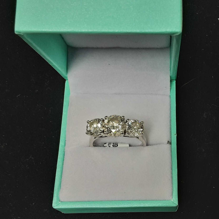 Women's Ring - Anniversary - White Gold 14k (.585) 5.3 grams Size 9