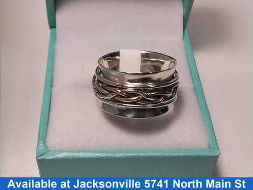 Women's Ring - Silver 6.5 grams Size 7