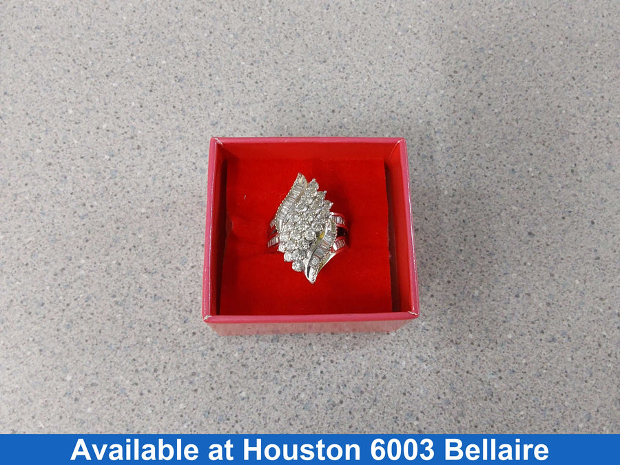 Women's Ring - White Gold 14k (.585) 10.2 grams Size 7