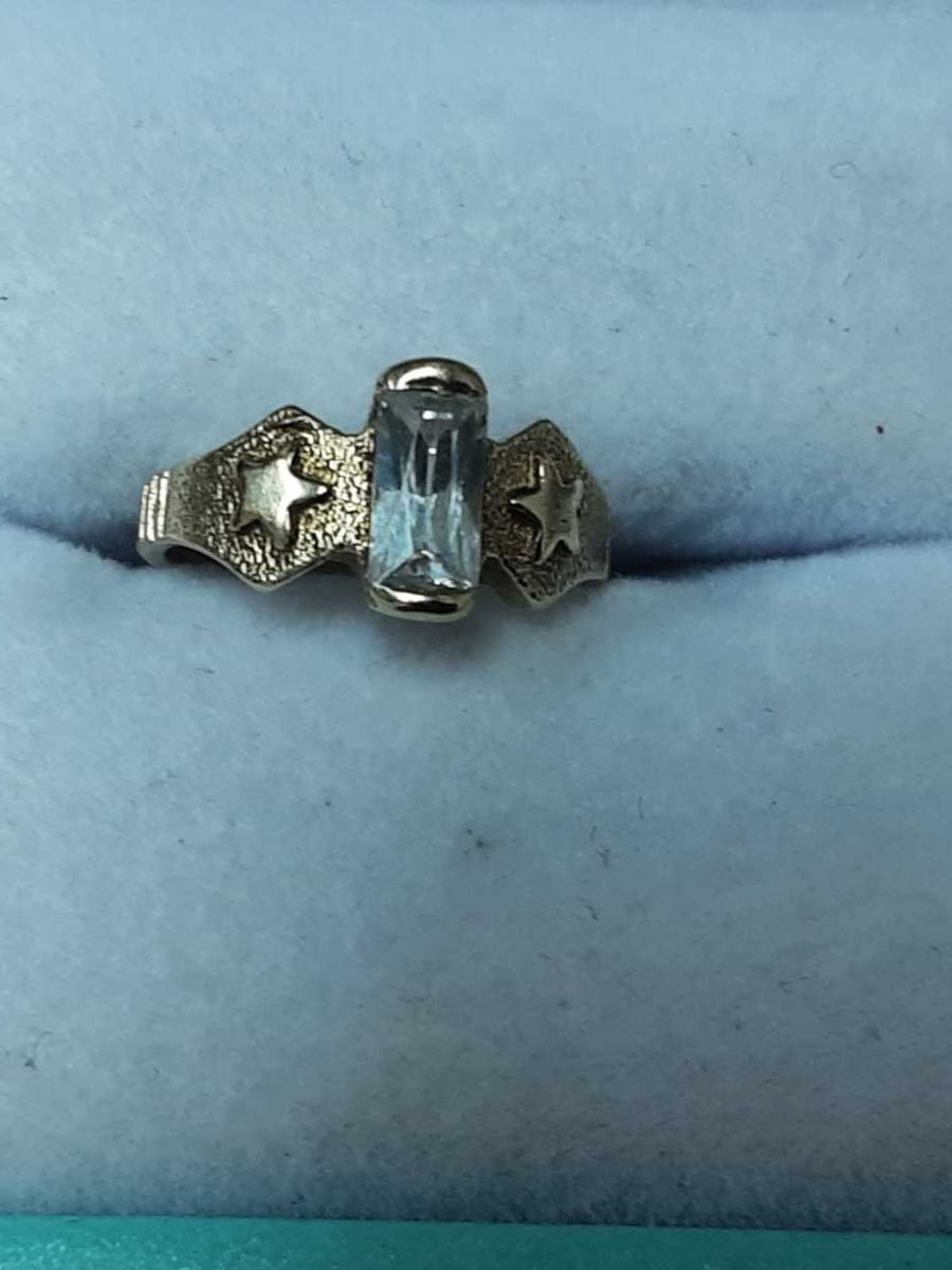 Women's Ring - Solitaire - Yellow Gold 10k (.417) 1.5 grams Size 1.5