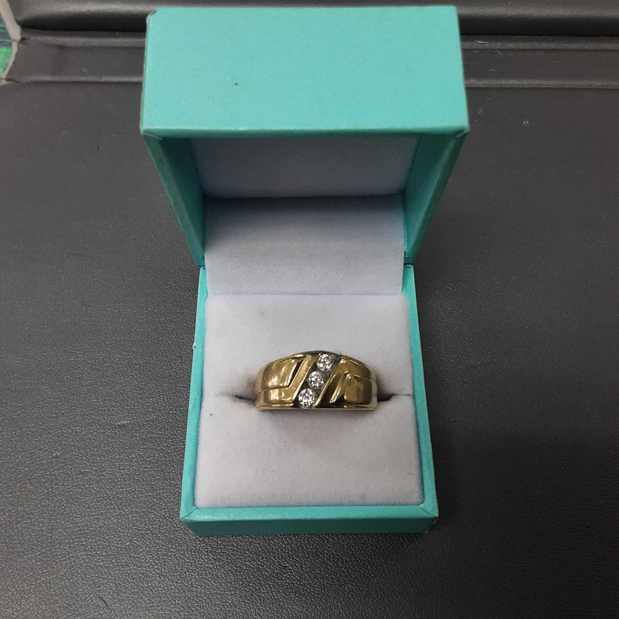 Men's Ring - Yellow Gold 14k (.585) 11.3 grams Size 10.5