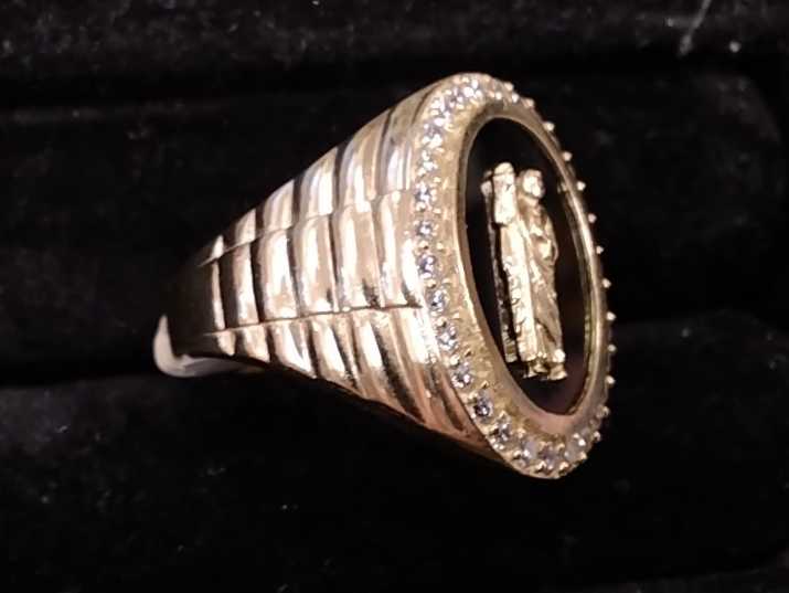 Men's Ring - Yellow Gold 10k (.417) 6.1 grams Size 9.5