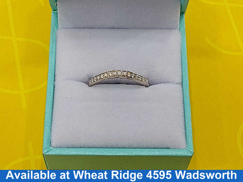 Women's Ring - White Gold 10k (.417) 1.8 grams Size 8