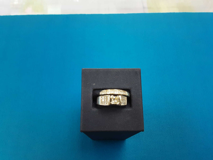 Ring - Engagement Set - White Gold 14k (.585) 7.3 grams Size 7