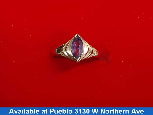 Women's Ring - Yellow Gold 10k (.417) 2.6 grams Size 5.5