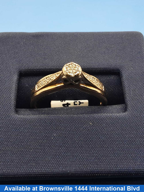 Women's Ring - Yellow Gold 10k (.417) 2.8 grams Size 6
