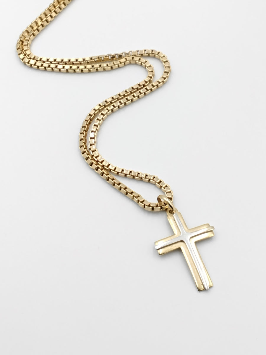 Cross Pendant Chain - Yellow Gold 14k (.585) 6.8 Grams 18 Inch