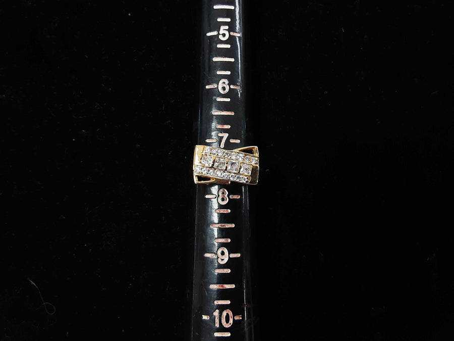 Men's Ring - Yellow Gold 14k (.585) 7.9 grams Size 8.5